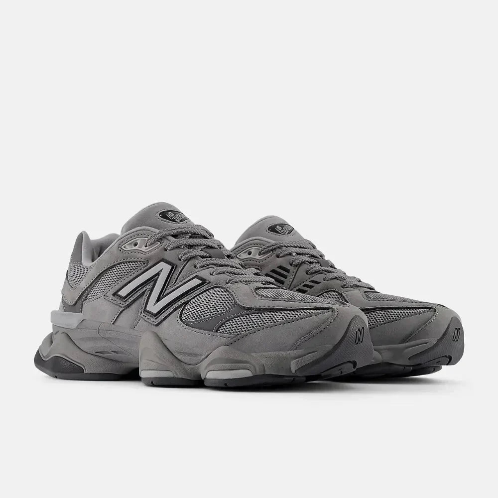 New Balance 9060 Team Away Gris