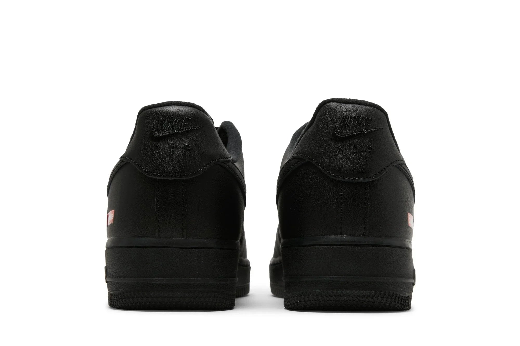 Nike Air Force 1 Low x Supreme Noir