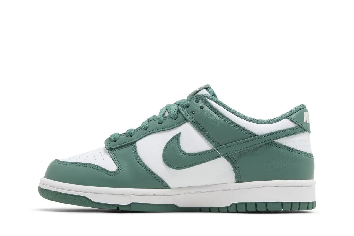 Nike Dunk Low Bicoastal Green