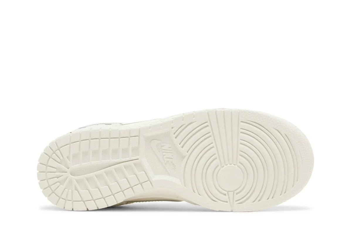 Nike Dunk Low Give Her Flowers Blanc
