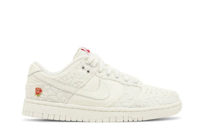Nike Dunk Low Give Her Flowers Blanc