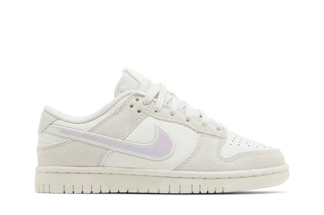 Nike Dunk Low Swoosh irisé beige