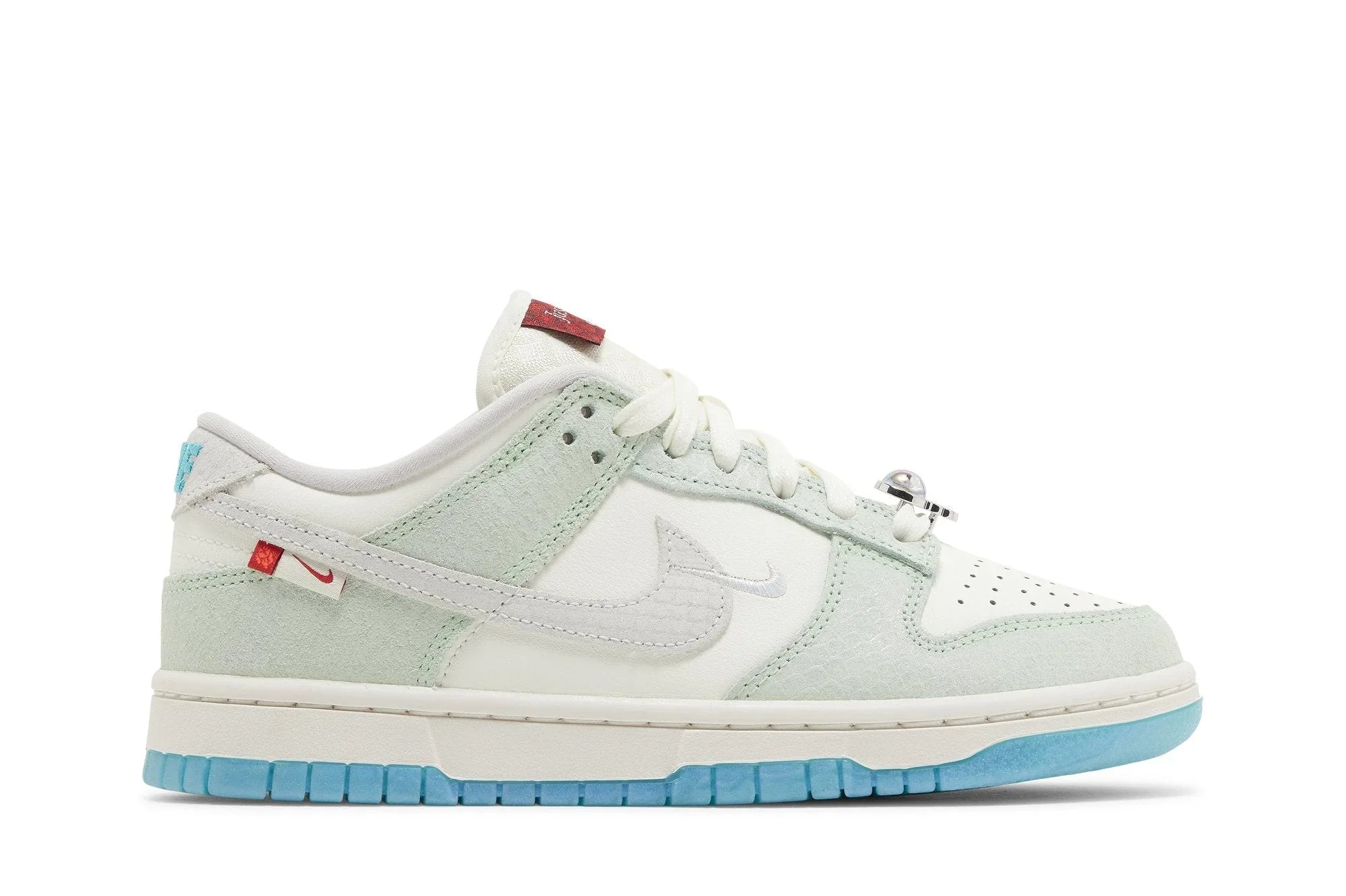 Nike Dunk Low LX « Année du Dragon 2024 » Vert