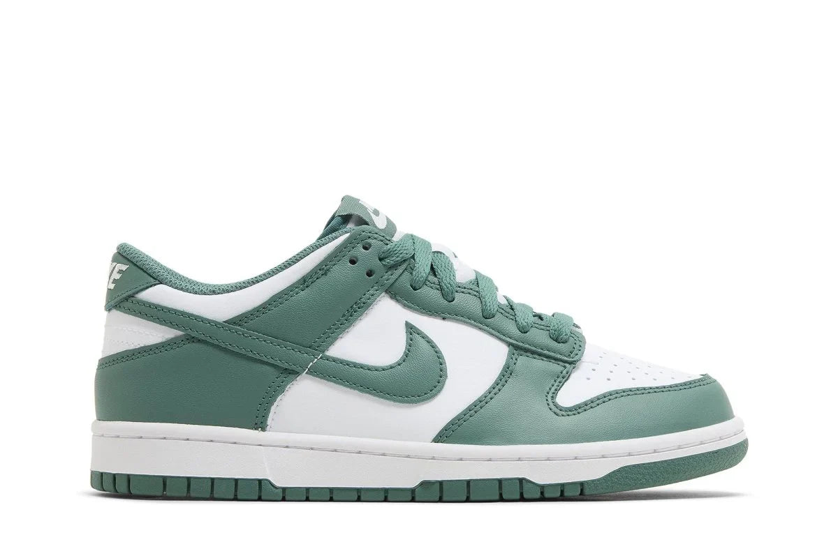 Baskets Nike Dunk Low Bicoastal Green