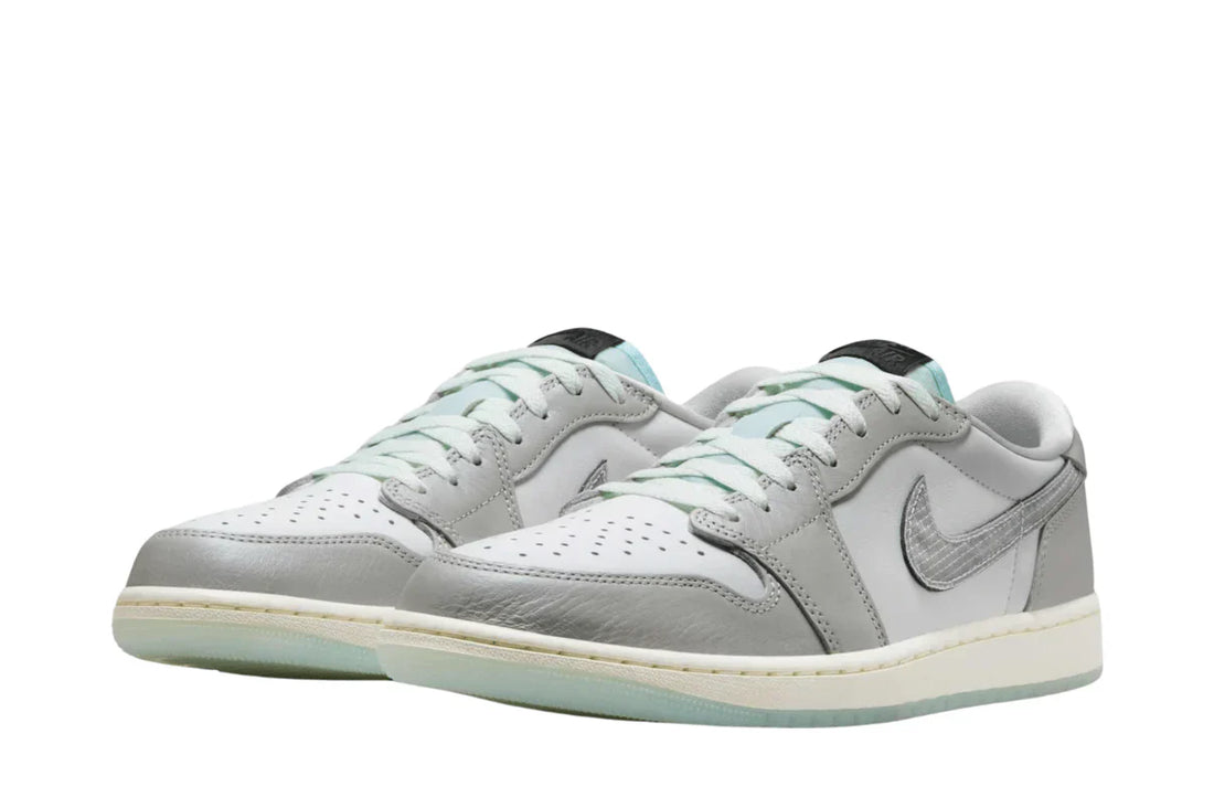 Air Jordan 1 Low « Nouvel An lunaire » Gris poussière photonique