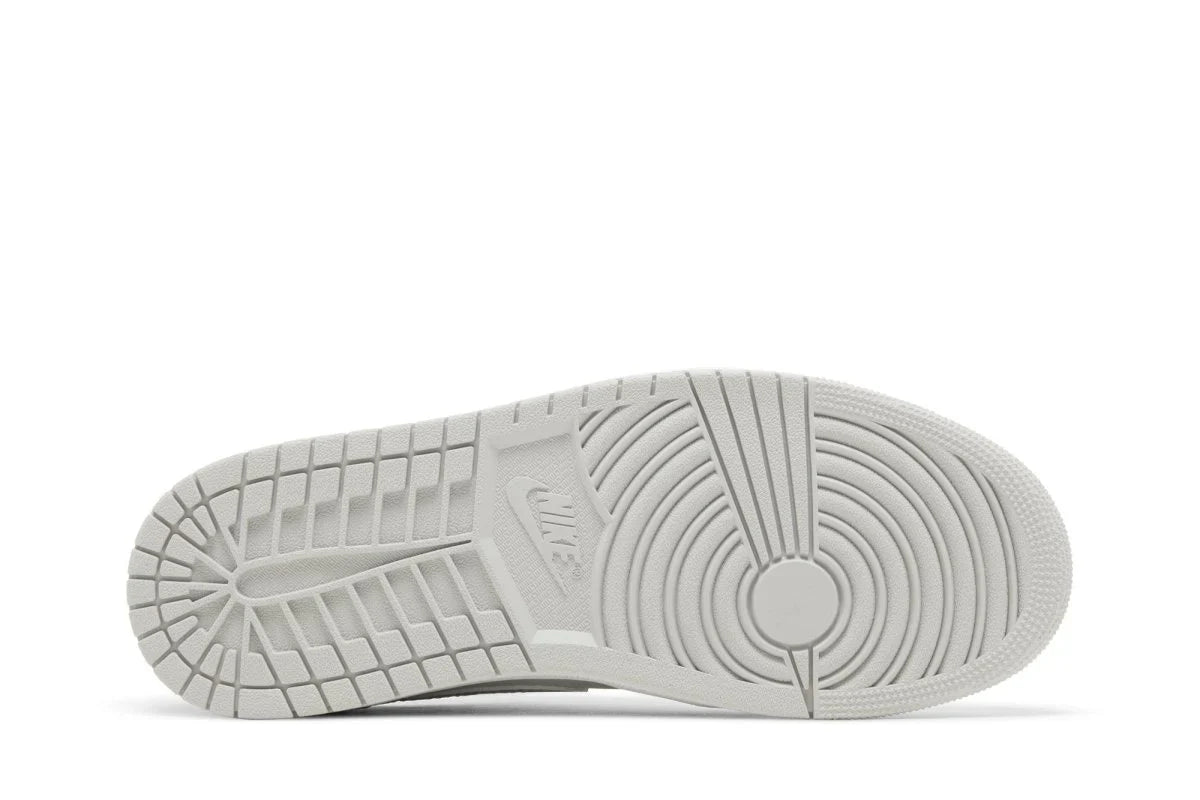 Air Jordan 1 Low OG Gris Argent Métallique