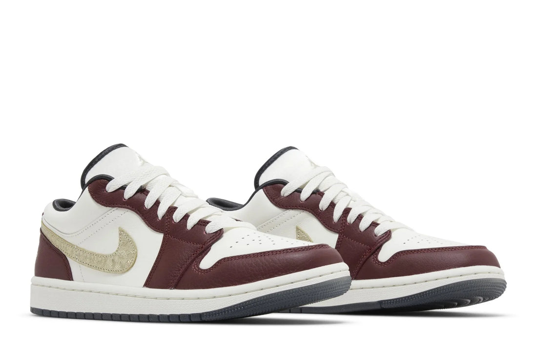 Air Jordan 1 Low « Année du Dragon 2024 » Vin