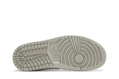 Air Jordan 1 Mid SE Gris fer clair