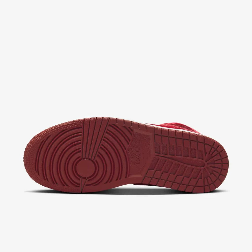 Air Jordan 1 Mid SE Rouge Velours Rouge