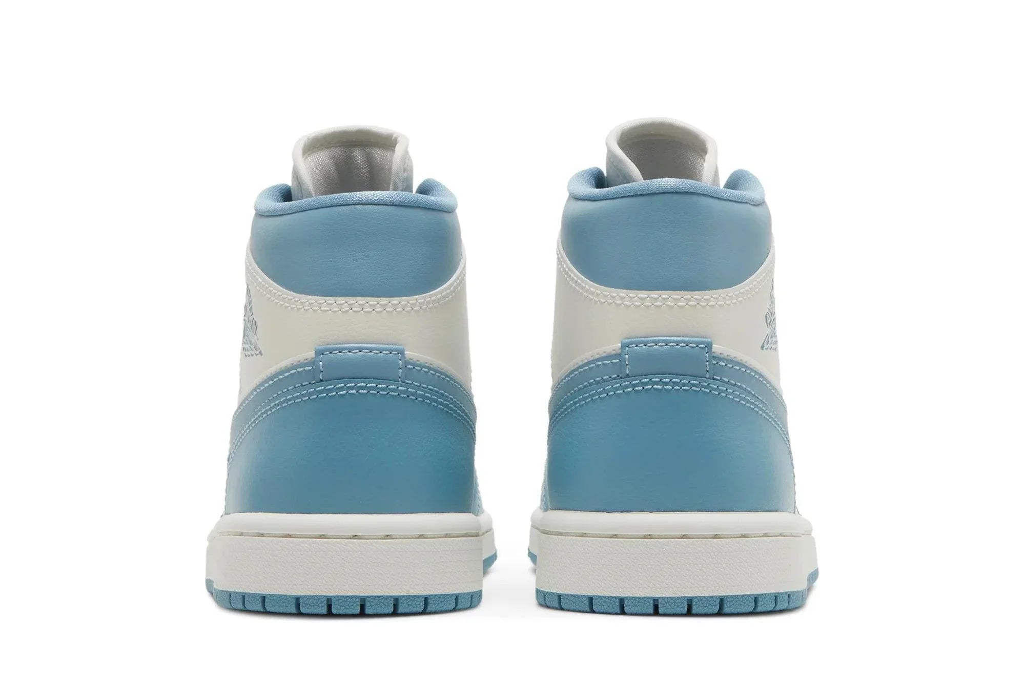 Air Jordan 1 Mid Bleu Université (UNC)