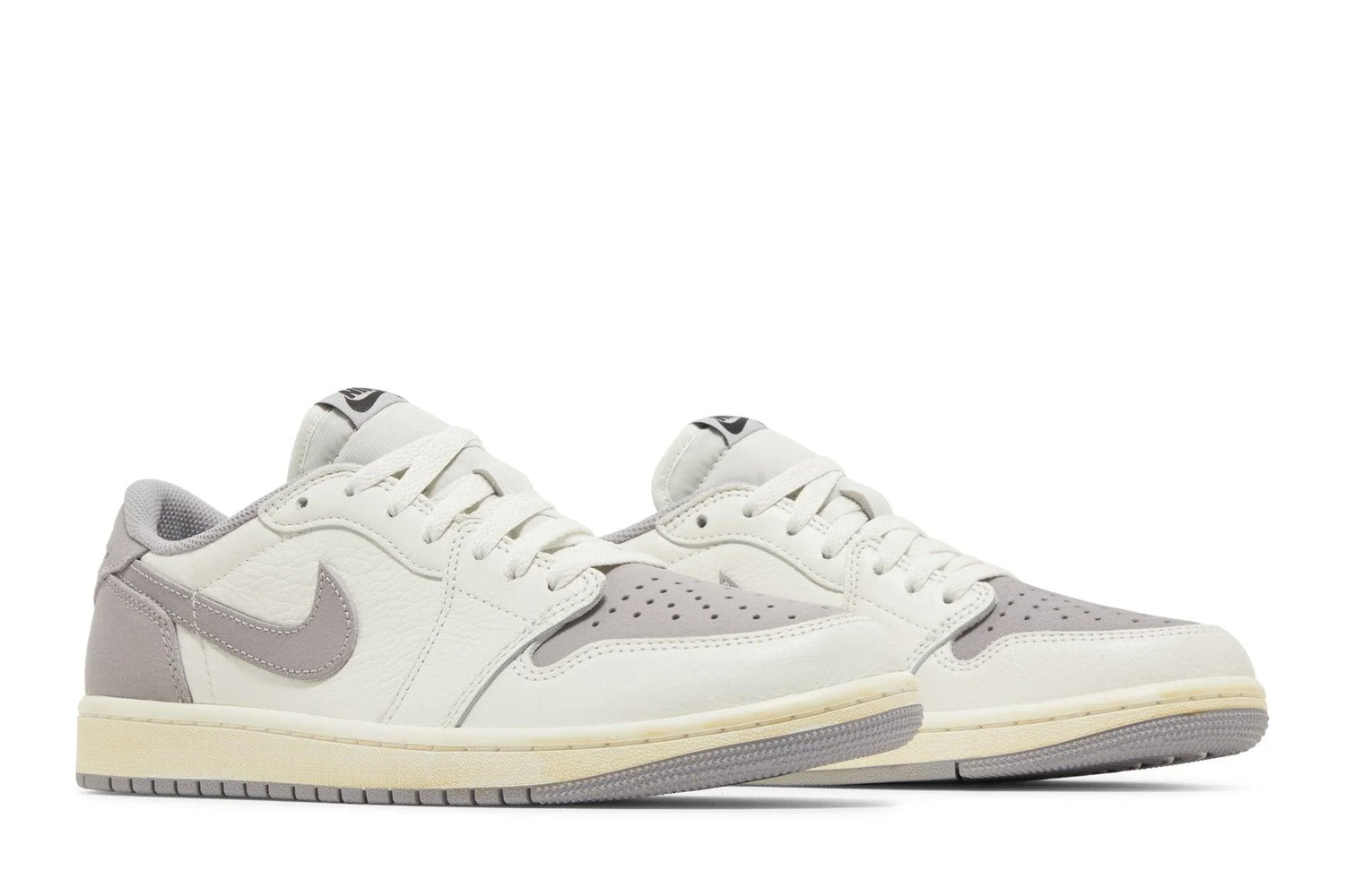 Air Jordan 1 Retro Low OG « Atmosphere Grey » Violet
