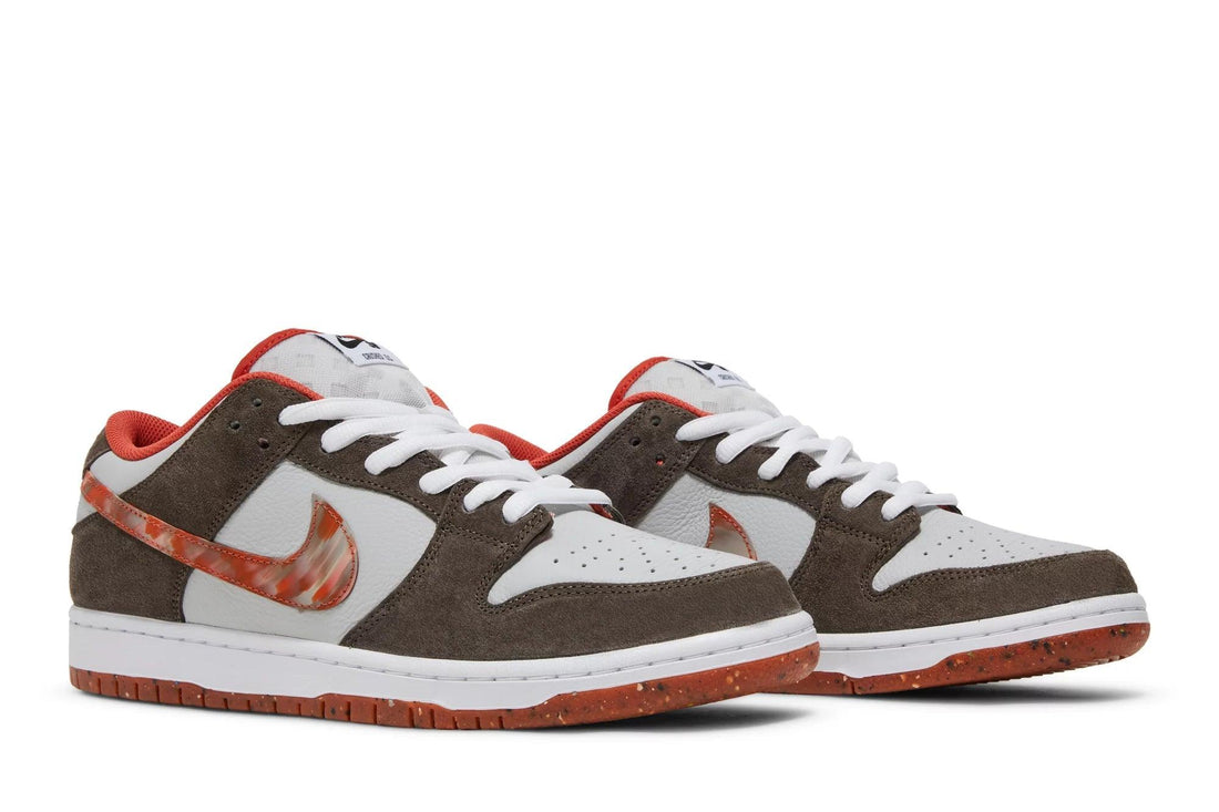 Crushed D.C. x Nike SB Dunk Low Golden Hour Coloré