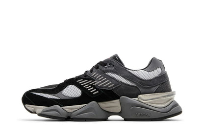 New Balance 9060 Noir Castlerock