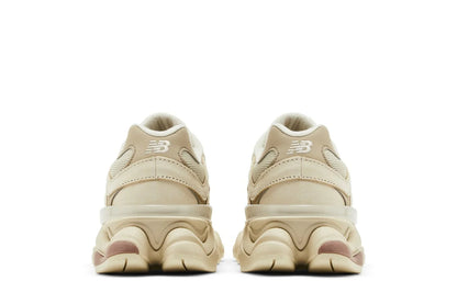 New Balance 9060 Bone Sparrow Marron