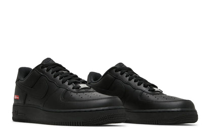 Nike Air Force 1 Low x Supreme Noir