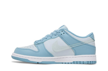 Nike Dunk Low Bleu Clair Swoosh