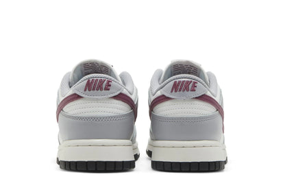 Nike Dunk Low Ivoire pâle Gris séquoia