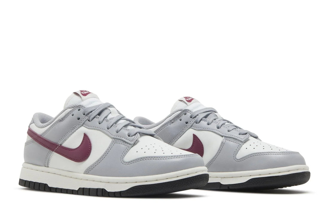 Nike Dunk Low Ivoire pâle Gris séquoia