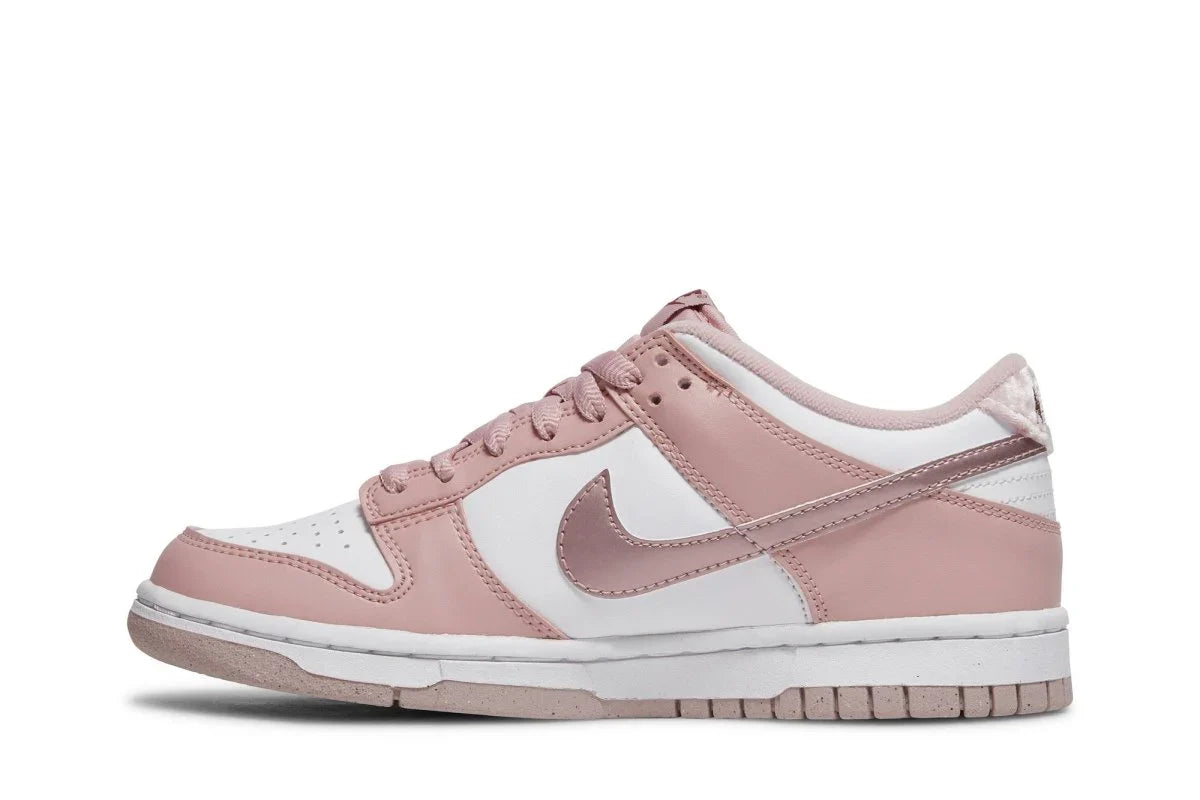Nike Dunk Low Rose Velours