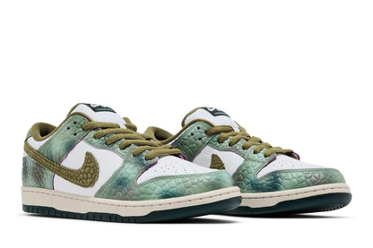 Nike Dunk SB x Alexis Sablone Vert Caméléon