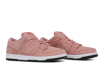 Nike SB Dunk Low Pink Pig Rose
