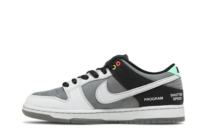 Nike SB Dunk Low VX 1000 Caméscope Gris