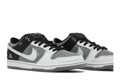 Nike SB Dunk Low VX 1000 Caméscope Gris