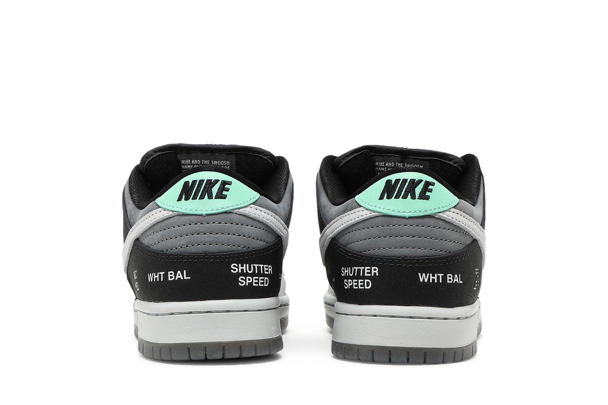 Nike SB Dunk Low VX 1000 Caméscope Gris