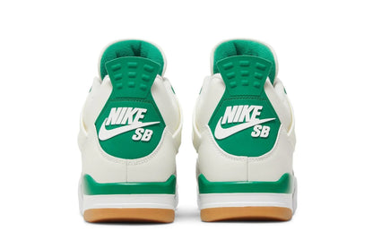 Nike SB x Air Jordan 4 Retro « Pine Green » Vert