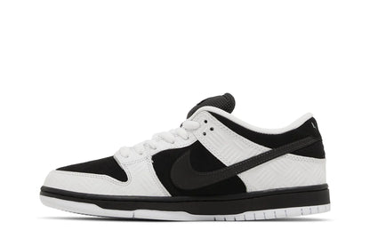 TIGHTBOOTH x Nike SB Dunk Low Pro Noir Blanc